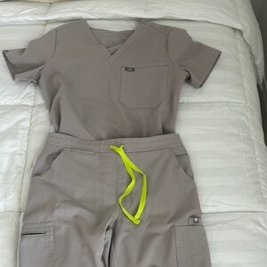 Gray Scrub Set with Neon Green Drawstring